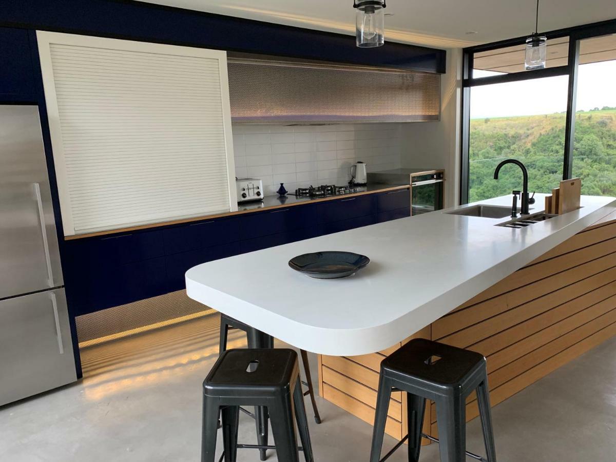 Secluded Getaway Villa Oamaru Bagian luar foto